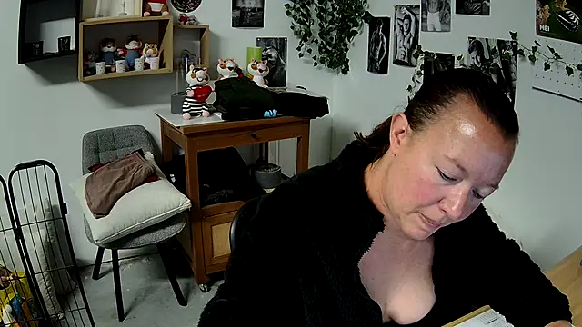 Snapshot of AnyaKrey@xh chatting on 05-19-26, 07:26 AnyaKreyxh online show from 05-19-26, 07:26