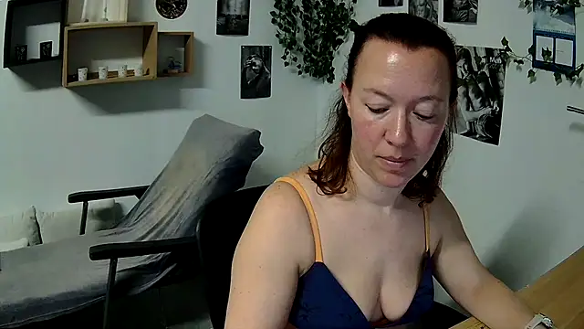 Snapshot of AnyaKrey@xh chatting on 02-12-25, 01:59 AnyaKreyxh online show from 02-12-25, 01:59