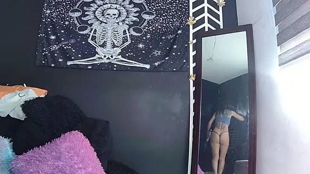 EvangelineCors online show from 11-02-25, 06:02