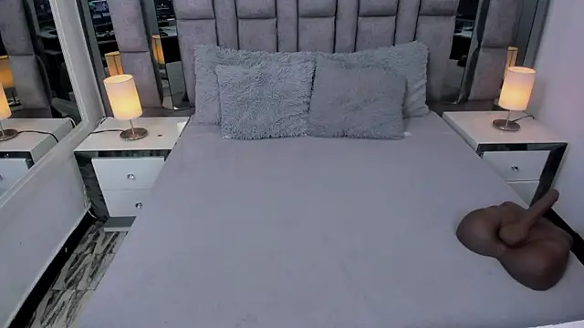 EMMAHILL1 online show from 09-28-25, 11:50