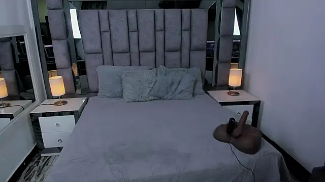 EMMAHILL1 online show from 11-10-25, 11:15