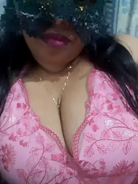 chubby wife online show from 02-12-26, 04:18