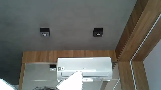 Snapshot of Skinny-Kitten chatting on 10-15-25, 06:27 Skinny-Kitten online show from 10-15-25, 06:27