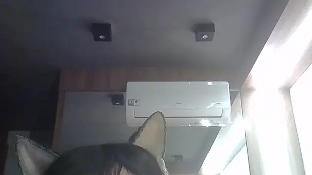 Skinny-Kitten online show from 06-02-26, 04:01