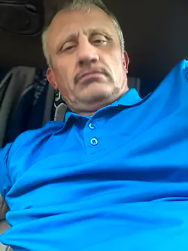 Snapshot of prekumstud chatting on 10-26-25, 04:18 prekumstud online show from 10-26-25, 04:18