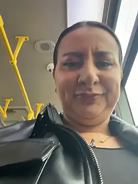 Abril Luv online show from 02-13-26, 12:27