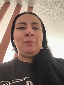 Abril Luv online show from 11-07-25, 01:48