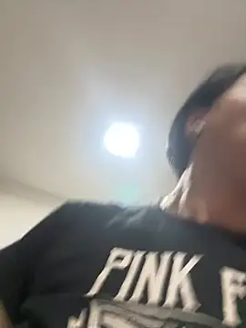 Snapshot of Abril_Luv chatting on 03-23-26, 12:44 Abril Luv online show from 03-23-26, 12:44