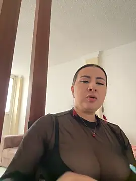 Abril Luv online show from 11-06-25, 12:53