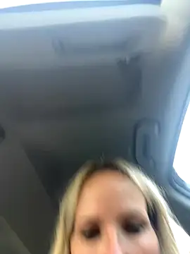 Sexual Lovable Doll online show from 11-10-25, 06:57