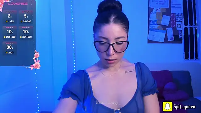 Spit queen online show from 05-06-26, 01:37