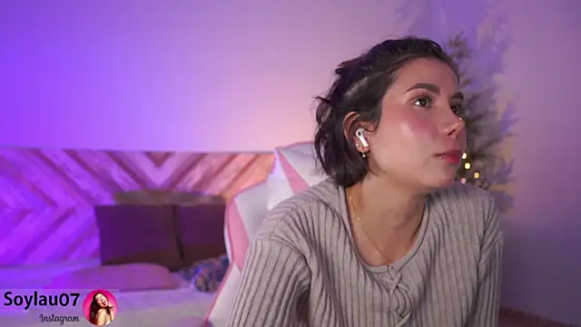 Snapshot of imjess01 chatting on 12-02-24, 01:31 imjess01 online show from 12-02-24, 01:31