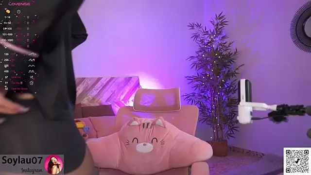 Snapshot of imjess01 chatting on 04-02-26, 04:35 imjess01 online show from 04-02-26, 04:35