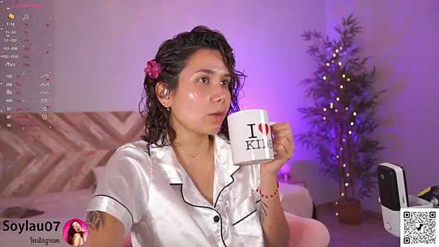 imjess01 online show from 05-11-26, 02:56