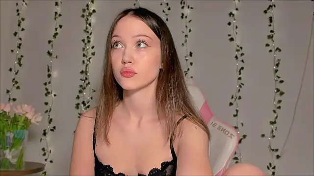 Amelia Lein online show from 12-02-25, 10:55