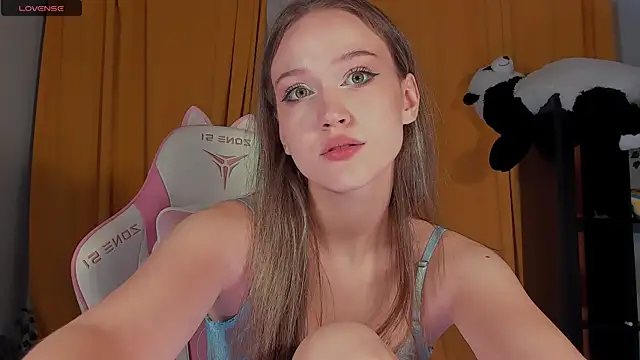 Snapshot of Amelia_Lein chatting on 01-16-25, 07:17 Amelia Lein online show from 01-16-25, 07:17