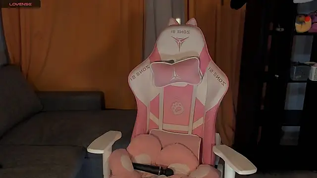 Snapshot of Amelia_Lein chatting on 01-17-25, 01:36 Amelia Lein online show from 01-17-25, 01:36