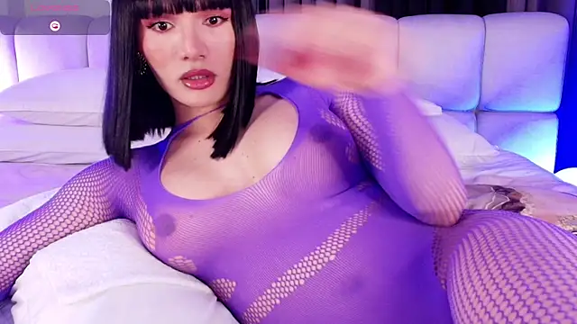 sweetieluna01 online show from 06-29-26, 05:56