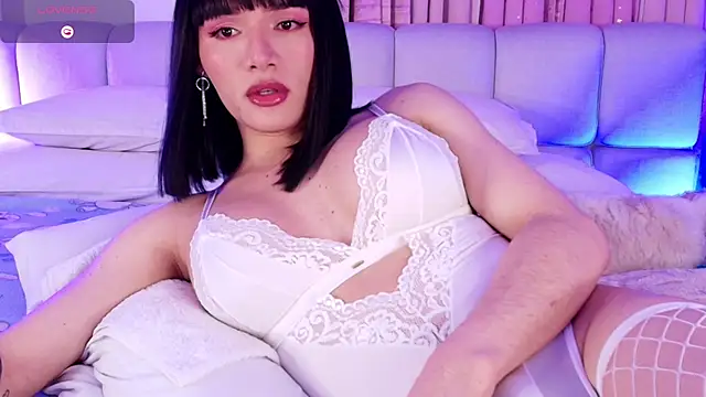 sweetieluna01 online show from 11-09-25, 03:43