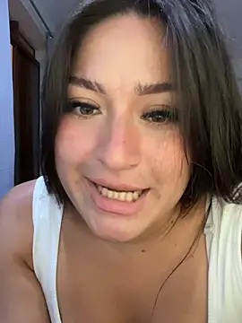 LuceroRm online show from 02-19-26, 05:04