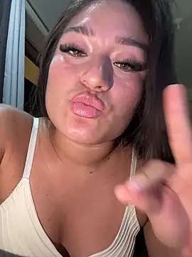 LuceroRm online show from 04-08-26, 06:48