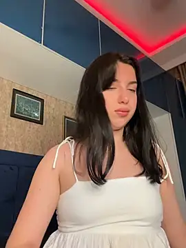 Tasty Nora online show from 05-17-26, 06:02