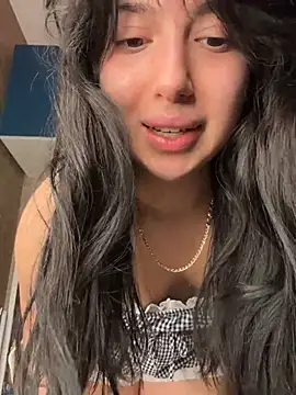 Tasty Nora online show from 04-17-26, 06:44