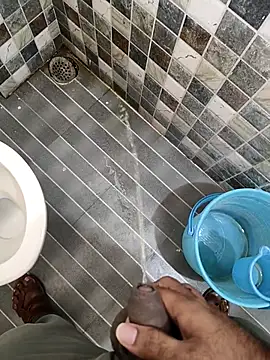 adicma123 online show from 11-13-25, 08:51