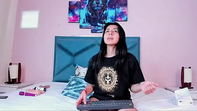 EmmaWilliamss online show from 03-11-25, 03:56