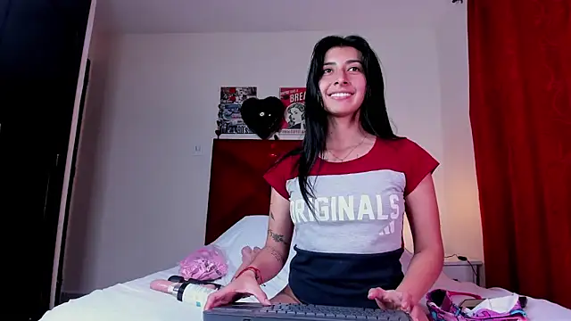 EmmaWilliamss online show from 02-20-25, 05:09
