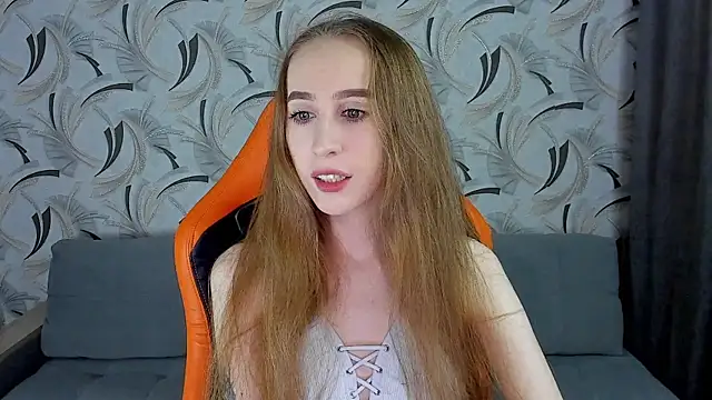 Snapshot of _mira_cle_ chatting on 01-07-25, 10:52  mira cle  online show from 01-07-25, 10:52