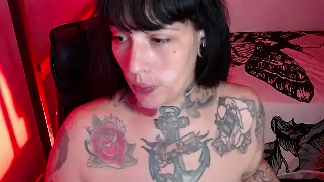 VampGirl1 online show from 01-11-25, 03:42