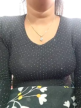 ANGE-MOU online show from 04-11-26, 02:19