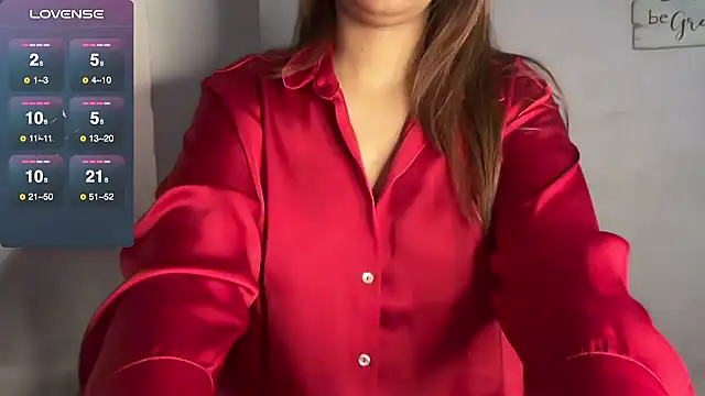 Snapshot of Queen_Sakhi chatting on 02-12-25, 04:44 Queen Sakhi online show from 02-12-25, 04:44