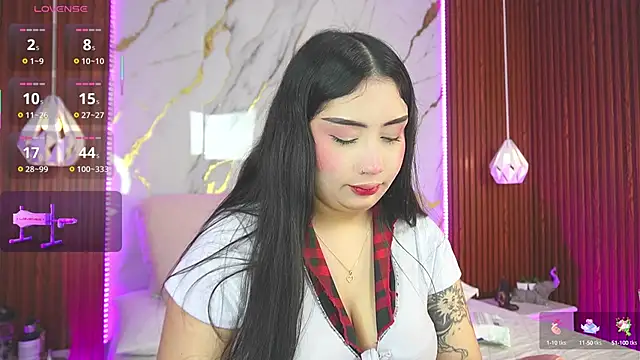 Snapshot of haylie_ chatting on 03-19-25, 03:52 haylie online show from 03-19-25, 03:52