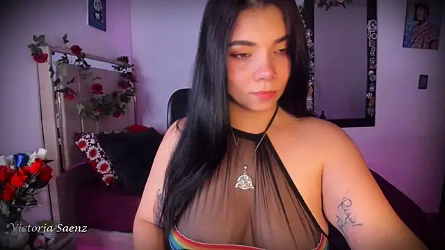 victoriaasaenz  online show from 06-17-26, 01:05