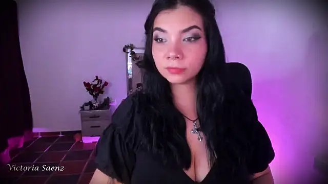 victoriaasaenz  online show from 05-09-26, 12:58
