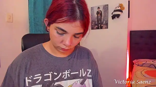 victoriaasaenz  online show from 01-05-25, 03:53