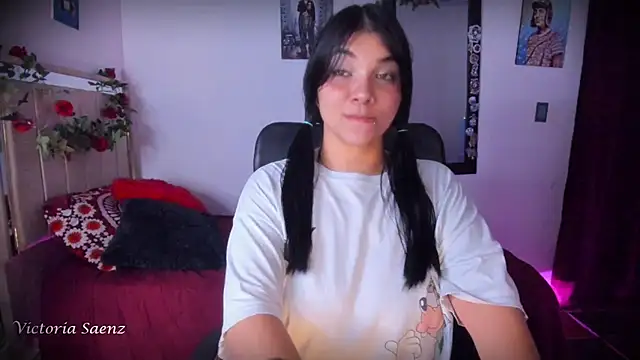 victoriaasaenz  online show from 06-13-26, 01:03