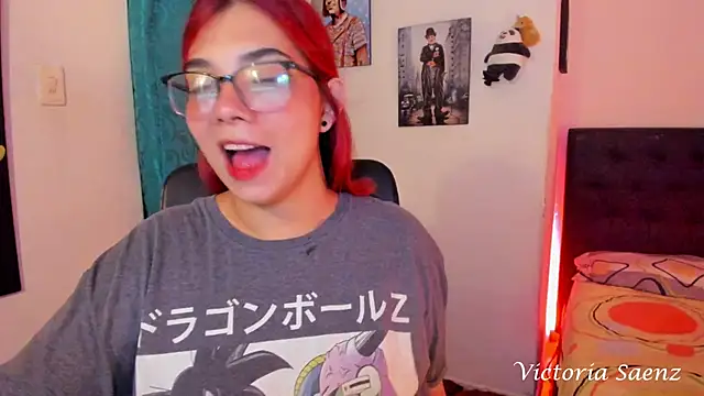 victoriaasaenz  online show from 01-05-25, 12:52