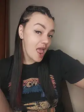KrissSexi online show from 05-24-26, 04:51