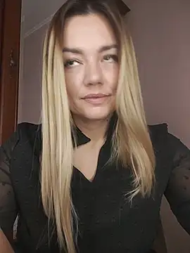 KrissSexi online show from 10-30-25, 06:01