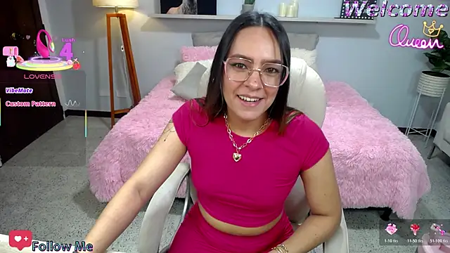 Snapshot of Bianca____ chatting on 06-21-26, 01:00 Bianca online show from 06-21-26, 01:00