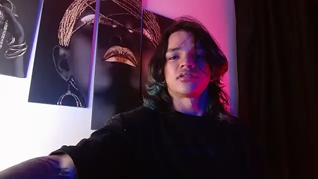 AlbertBernal69 online show from 11-28-25, 04:23