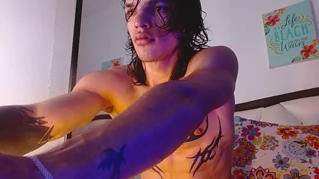 AlbertBernal69 online show from 10-28-25, 11:53