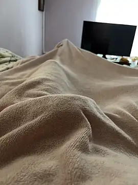 Snapshot of mihaixxx1 chatting on 10-29-25, 01:54 mihaixxx1 online show from 10-29-25, 01:54