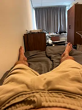 Snapshot of mihaixxx1 chatting on 09-16-25, 03:02 mihaixxx1 online show from 09-16-25, 03:02