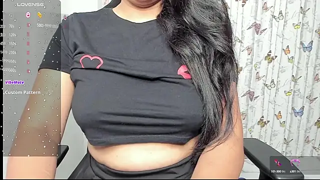 Snapshot of Sweet_Riya chatting on 09-20-25, 02:05 Sweet Riya online show from 09-20-25, 02:05