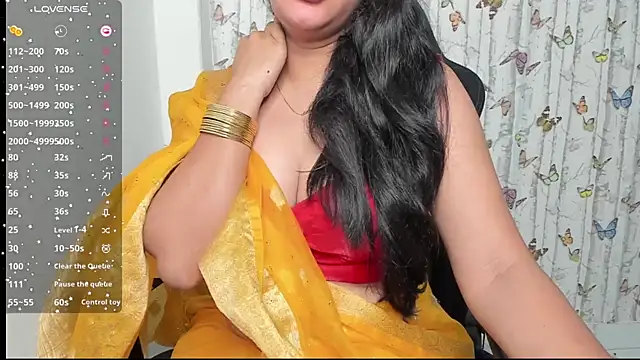 Snapshot of Sweet_Riya chatting on 09-10-25, 03:16 Sweet Riya online show from 09-10-25, 03:16