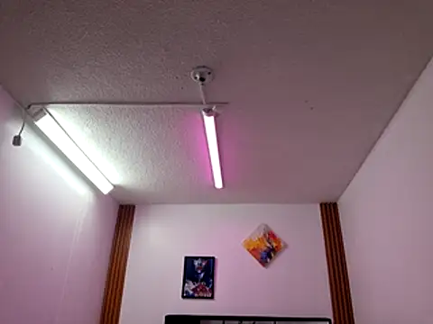 Snapshot of ORIANNA_BODMOD chatting on 11-09-25, 12:47 ORIANNA BODMOD online show from 11-09-25, 12:47